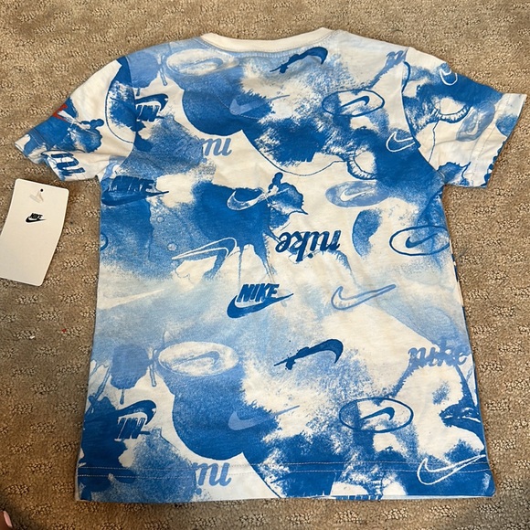Two Nike shirts 3-4yrs. Brand new never worn - Picture 5 of 7